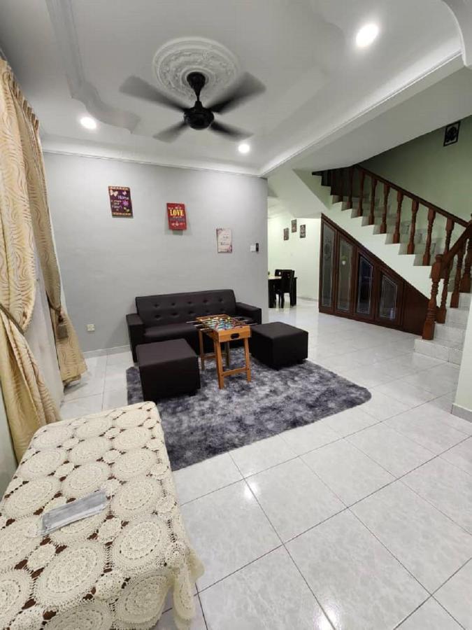 Galaxy Guest Home By Ipoh Maju Stay Kültér fotó