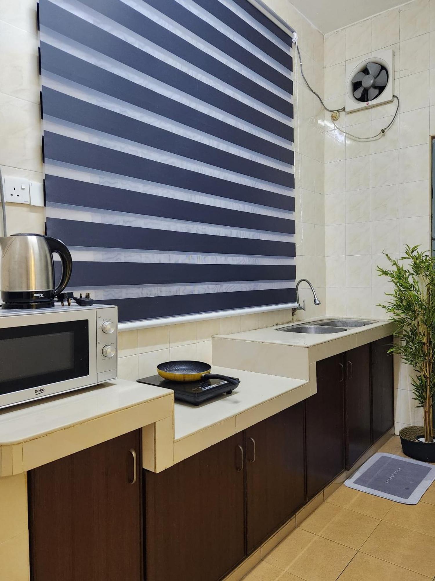 Galaxy Guest Home By Ipoh Maju Stay Kültér fotó
