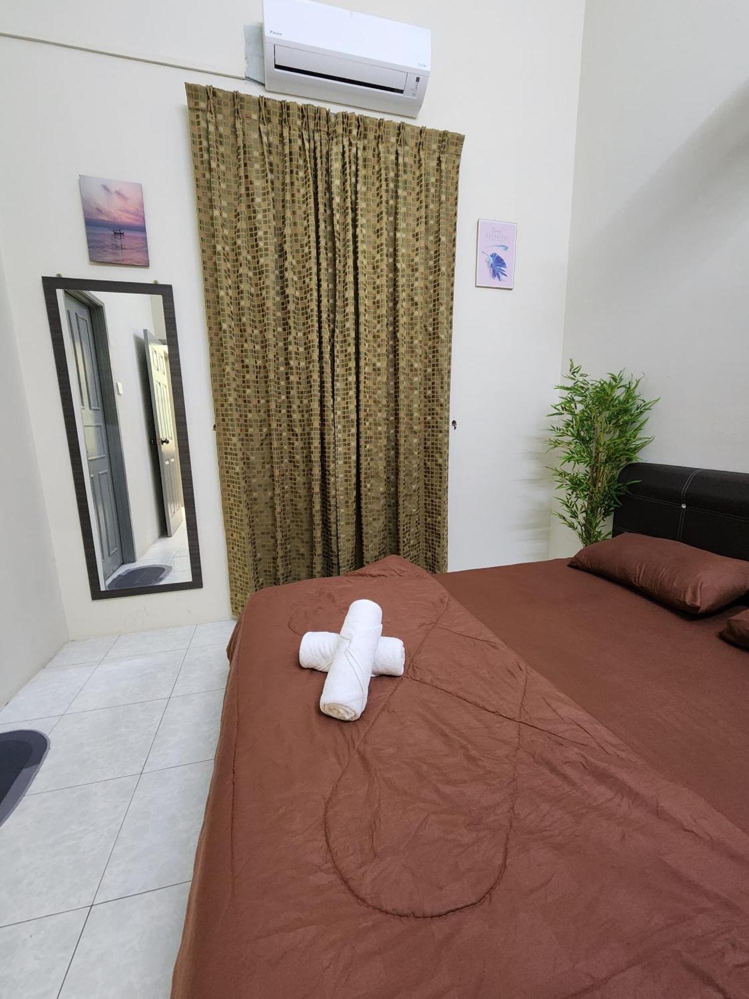 Galaxy Guest Home By Ipoh Maju Stay Kültér fotó